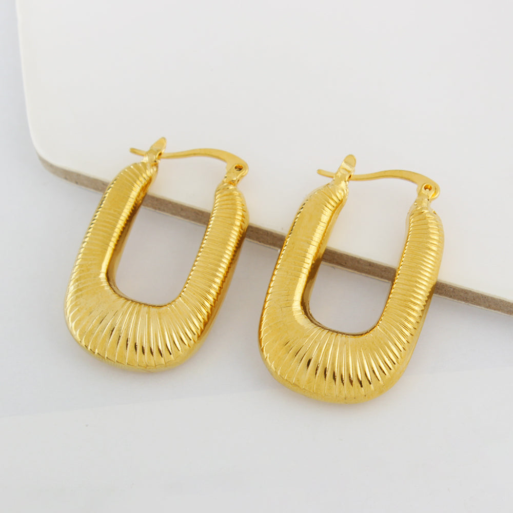 14k Gold Flat Oval Hoop earrings