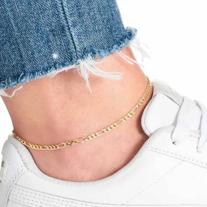 Classic Unisex Stackable Figaro Chain Bracelet & Anklet – Timeless Gold Elegance