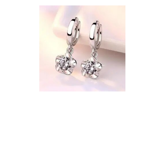 18k White Gold Hanging flower Earrings