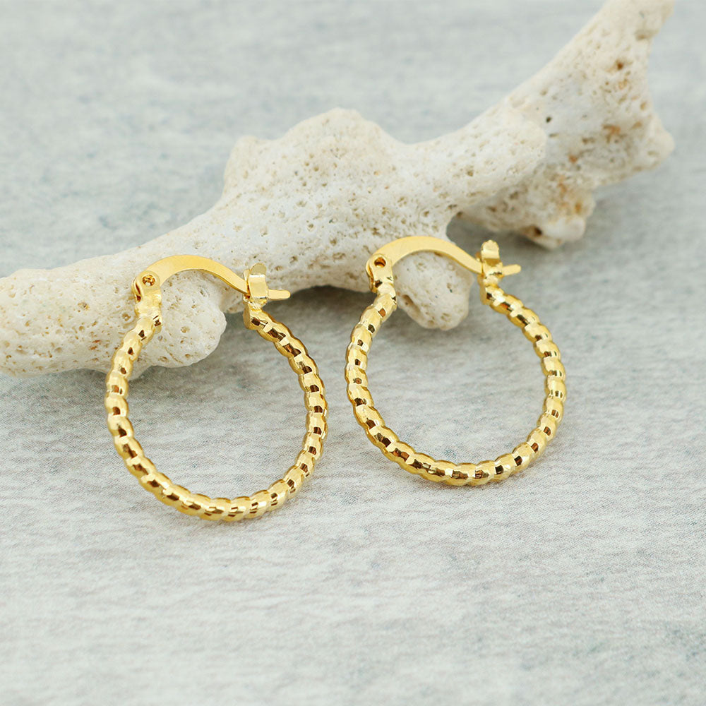 14K Gold Classic Diamond cut Hoop Earring