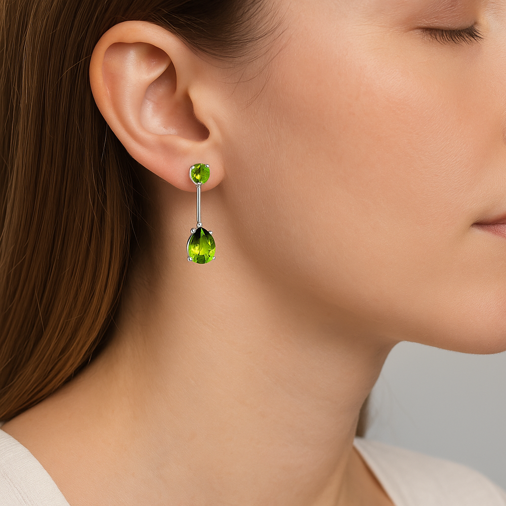 3 Carat Elegant Silver Plated Green Teardrop Element Hanging Stud Earrings – Glamorous Statement Jewelry for Special Occasions