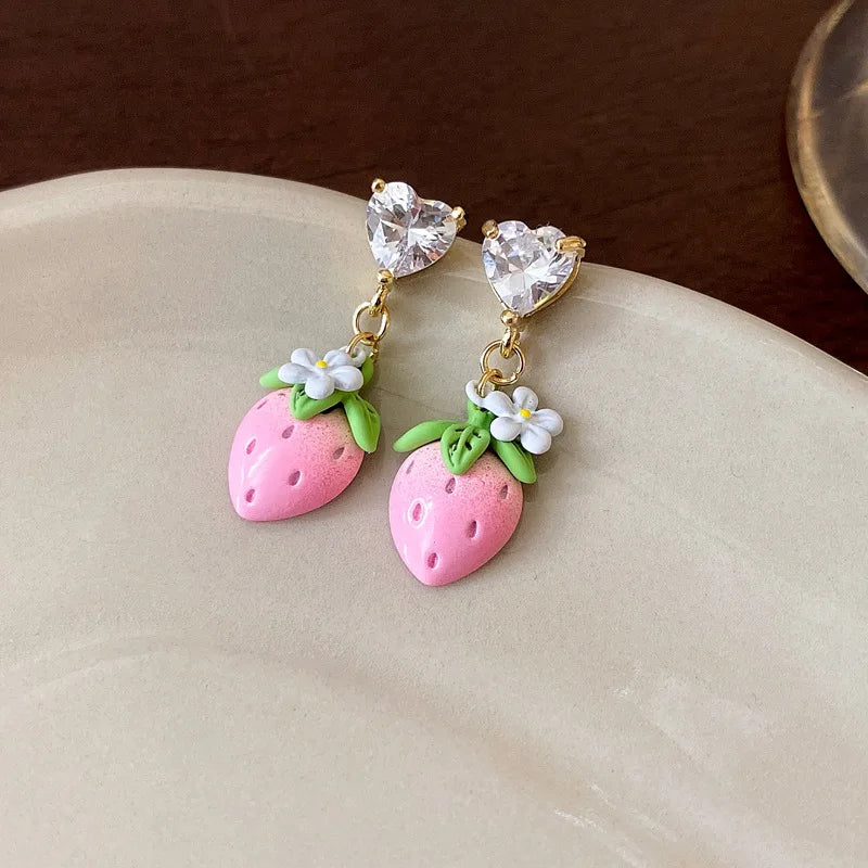 14K-Gold Cute Strawberry Hanging Earring